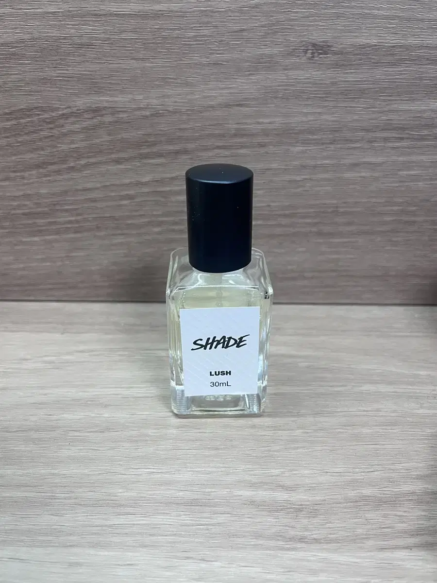 러쉬 쉐이드 30ml